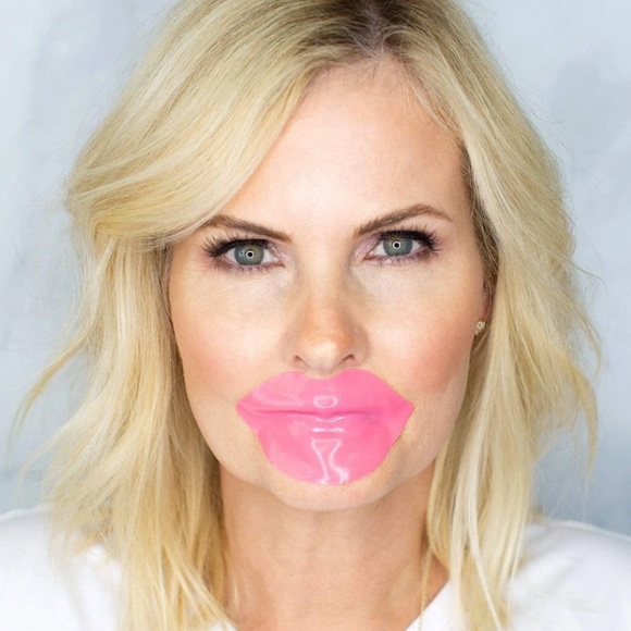 Soon Skincare Hydrating Watermelon Lip Mask- Single Use - Picture 3 of 4